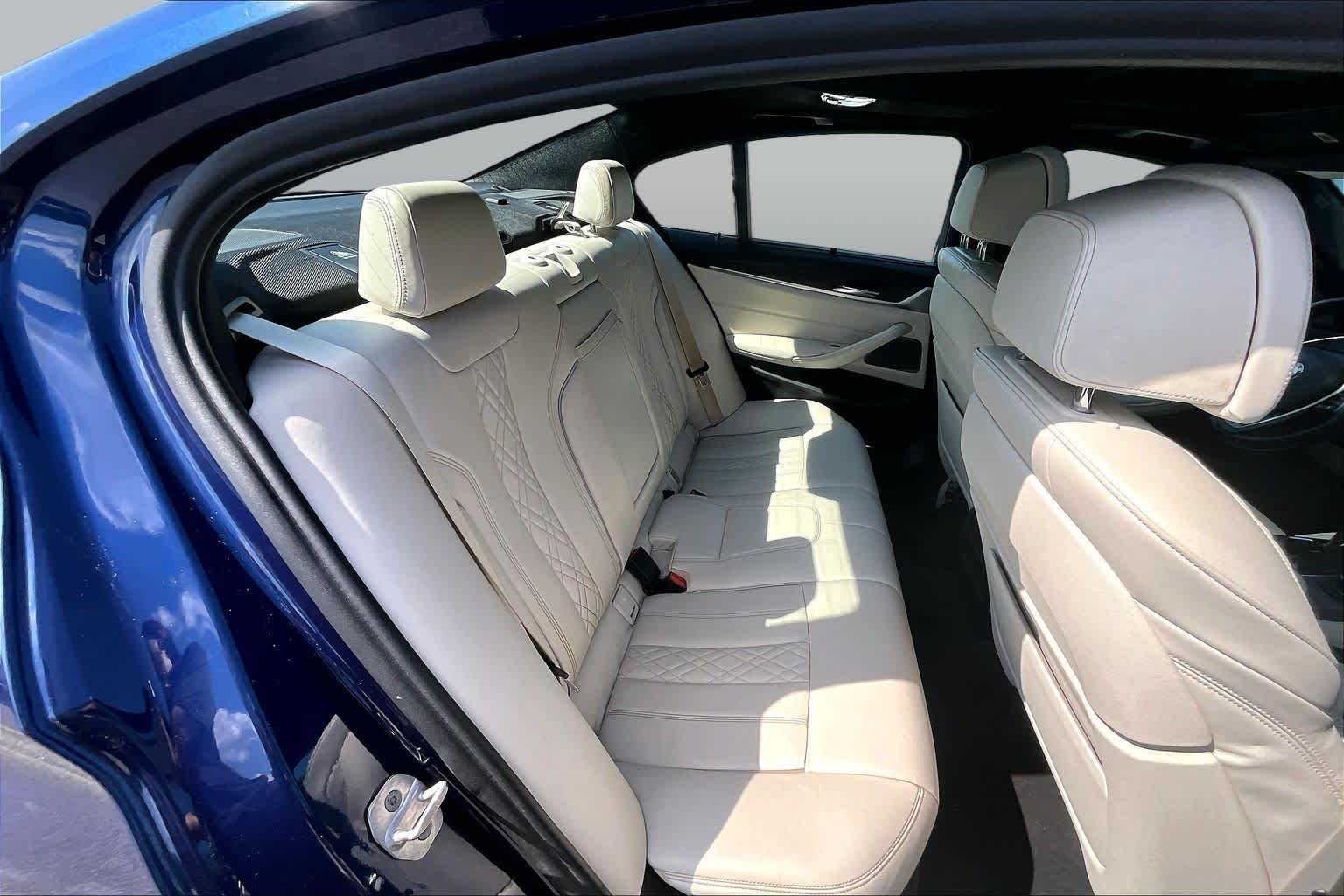 Used 2018 Mediterranean Blue Metallic BMW 530i image 19