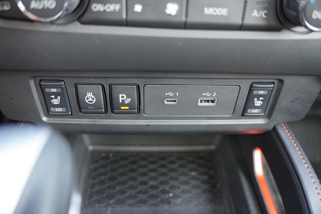 Used 2023 Glacier White Nissan PRO-4X image 7