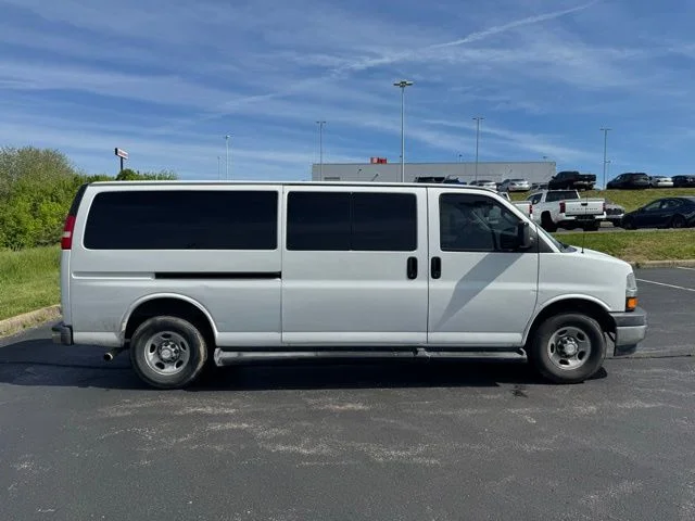Used 2019 Chevrolet Express Passenger LT with VIN 1GAZGPFP1K1162256 for sale in Dry Ridge, KY