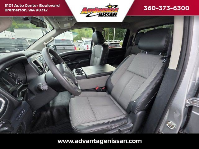 Used 2017 Brilliant Silver Nissan S image 8