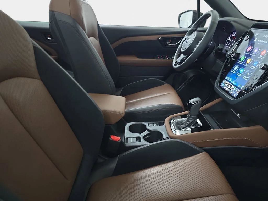 2025 Subaru Forester Touring - Photo 11