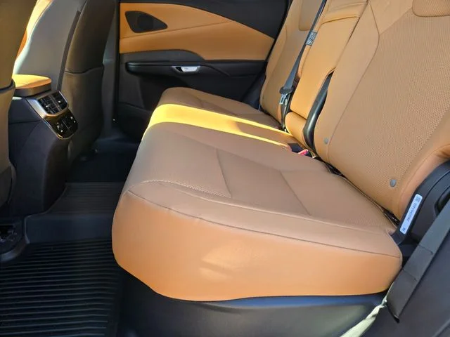 New 2026 Iridium Lexus PREMIUM image 8