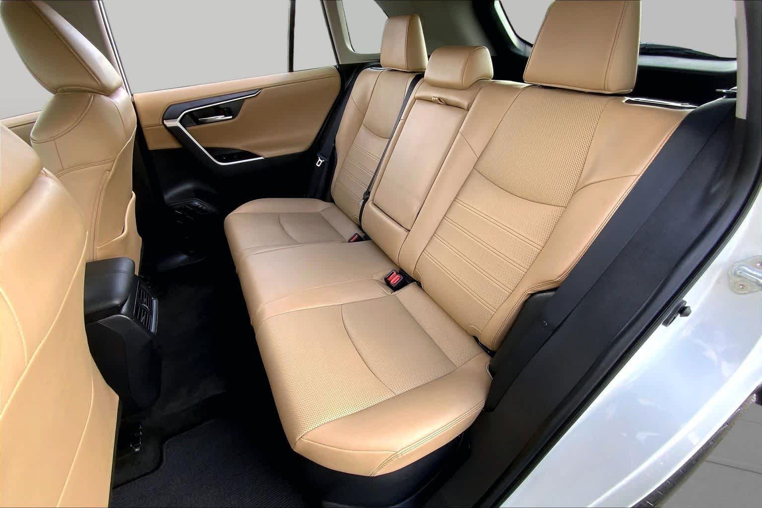 Used 2021 Blizzard Pearl Toyota Hybrid Limited image 20