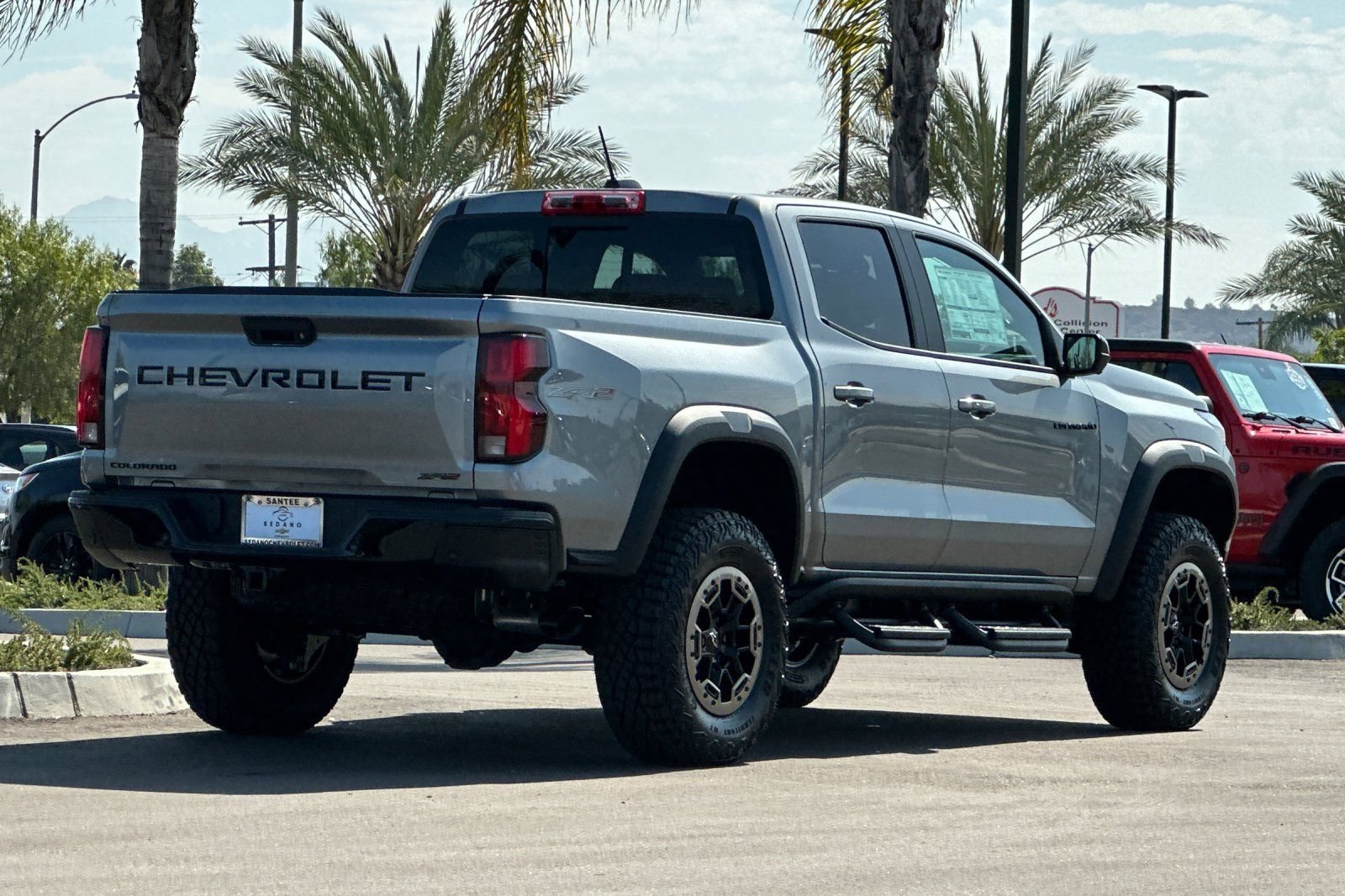 2026 Chevrolet Colorado ZR2 - Photo 4