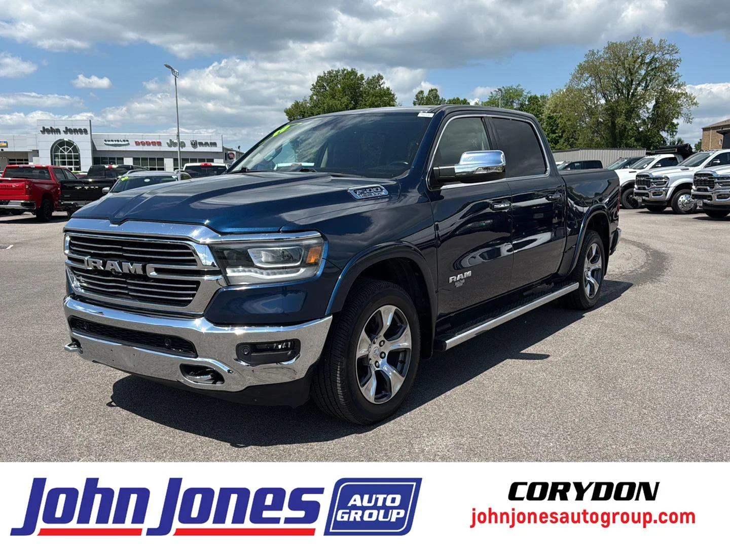 2019 RAM 1500 Laramie 4x4 Crew Cab 5'7's photo