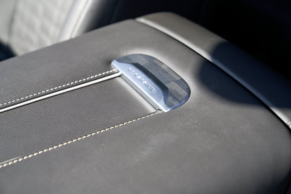 2027 Cadillac Escalade ESV Platinum Sport - Photo 44