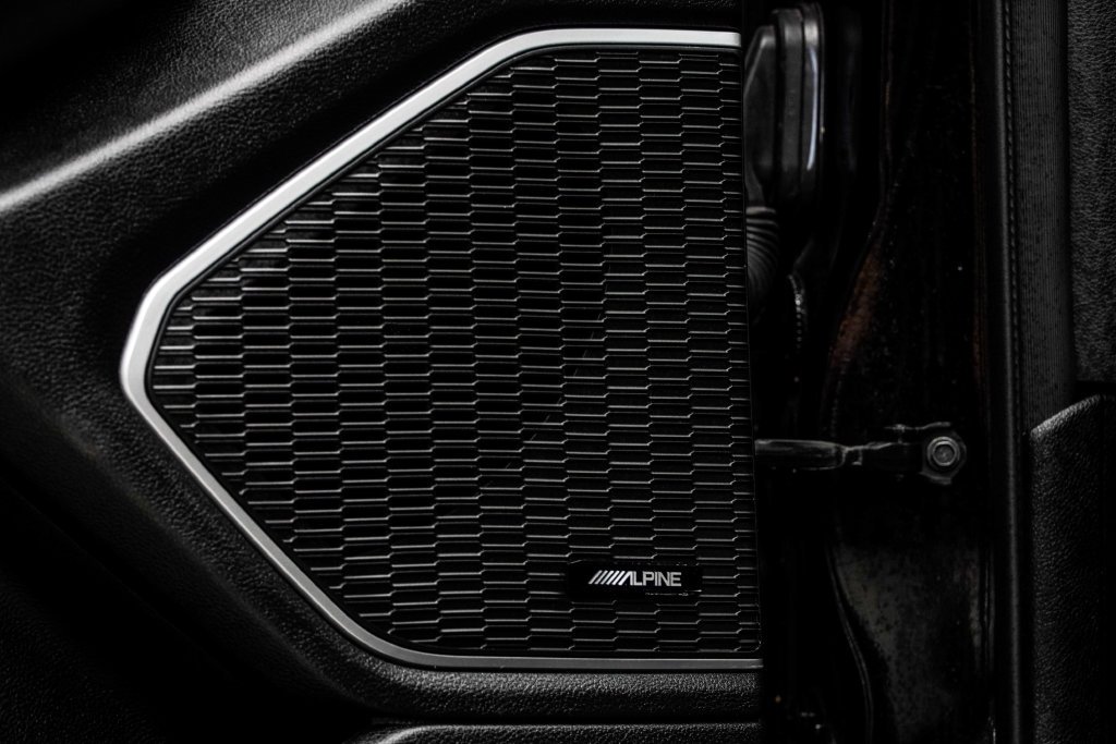 Used 2024 Black Jeep 4xe image 38