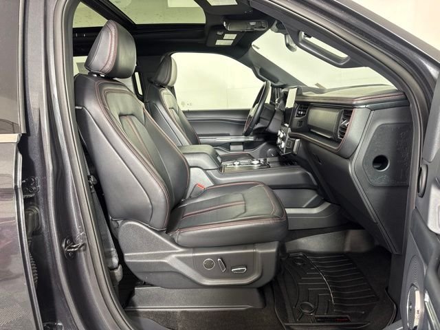 Used 2022 Gray Ford Limited image 4