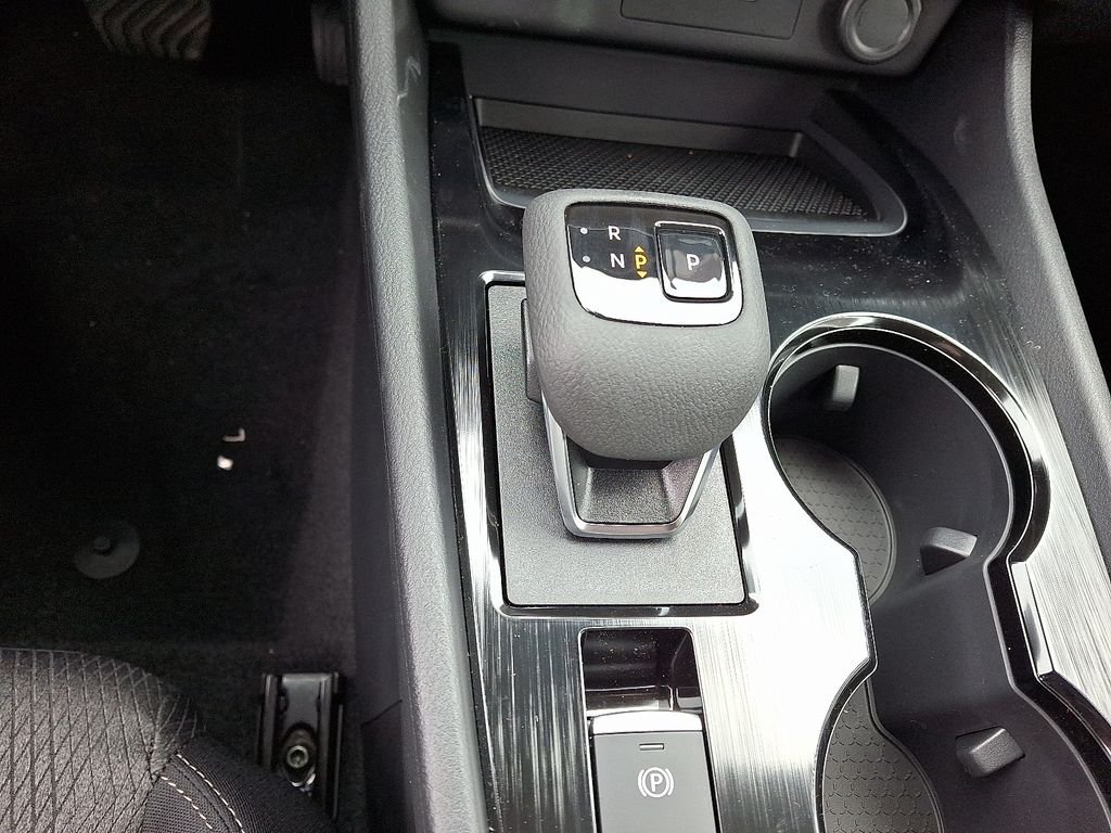 2026 Nissan Rogue — photo 10