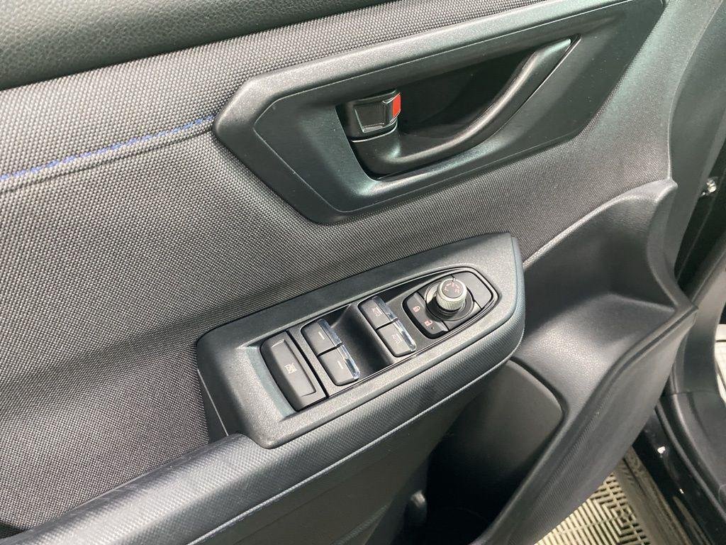 Used 2025 Crystal Black Silica Subaru Premium image 23