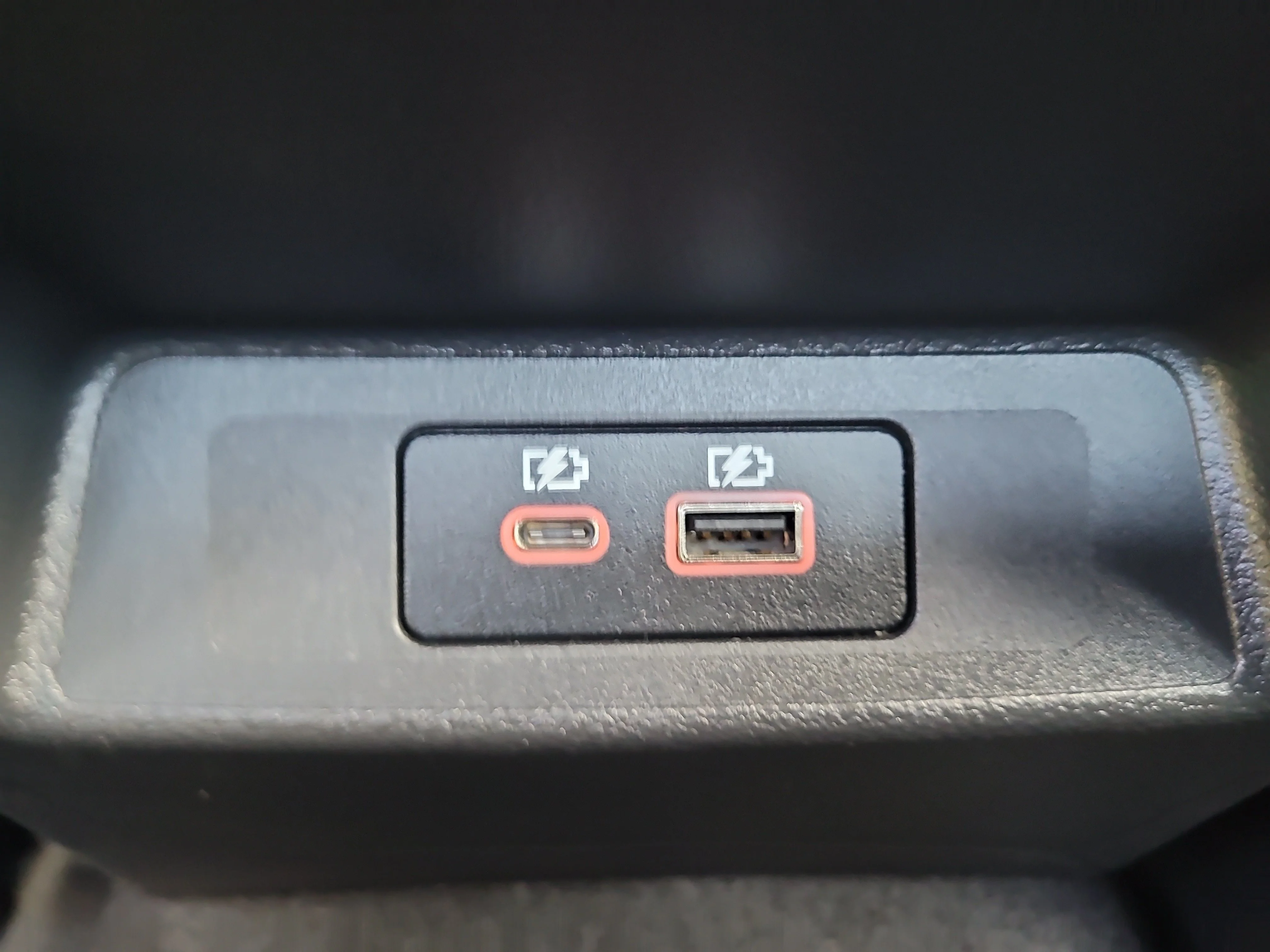 Used 2025 Gun Metallic Nissan SV image 14