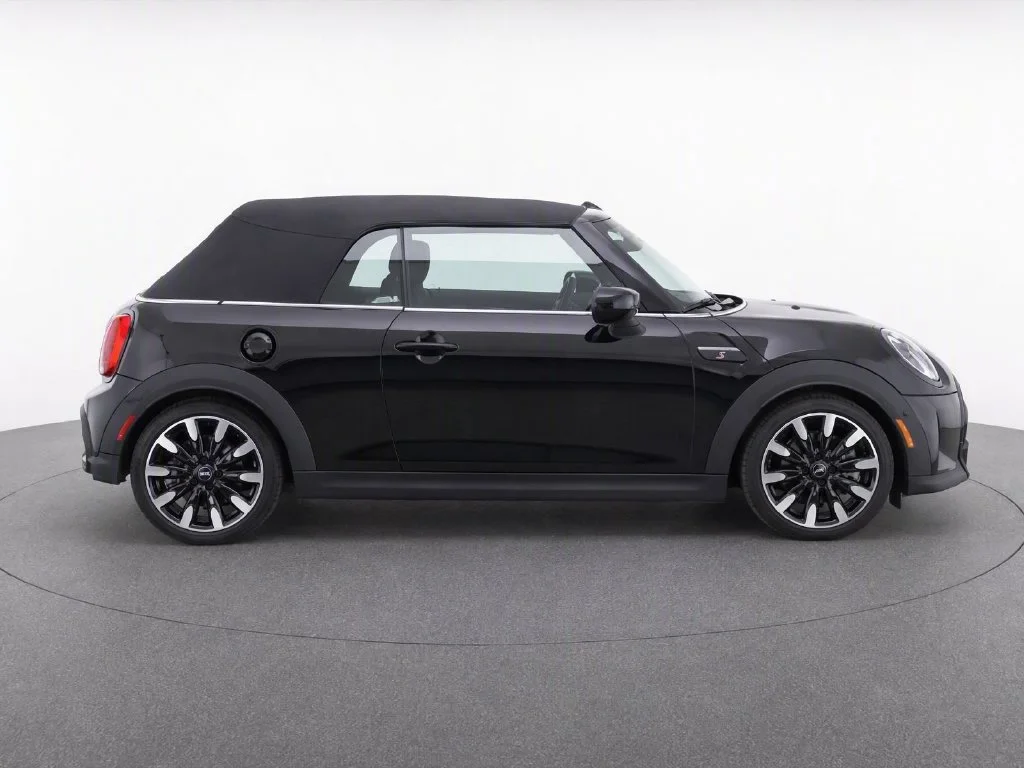 Used 2024 Black MINI Signature image 8