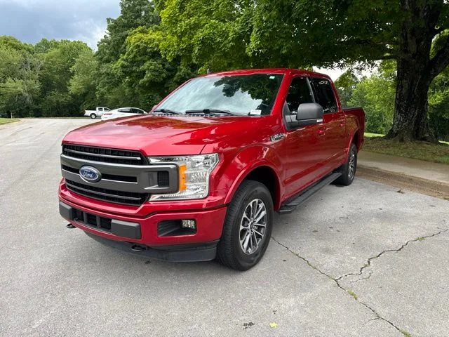 Used 2020 Red Ford XLT image 3