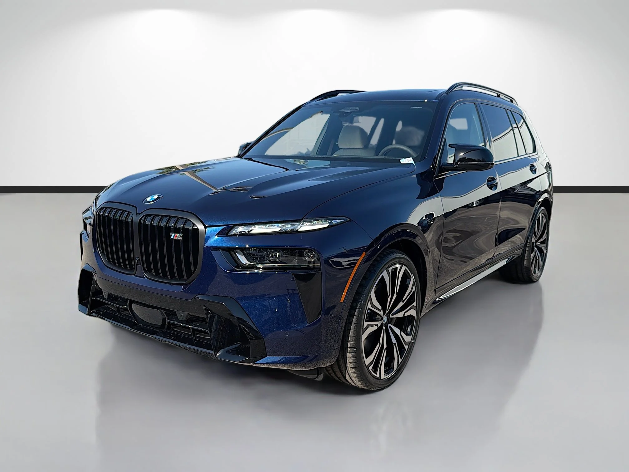 New 2027 Tanzanite Blue II Metallic BMW M60i image 7