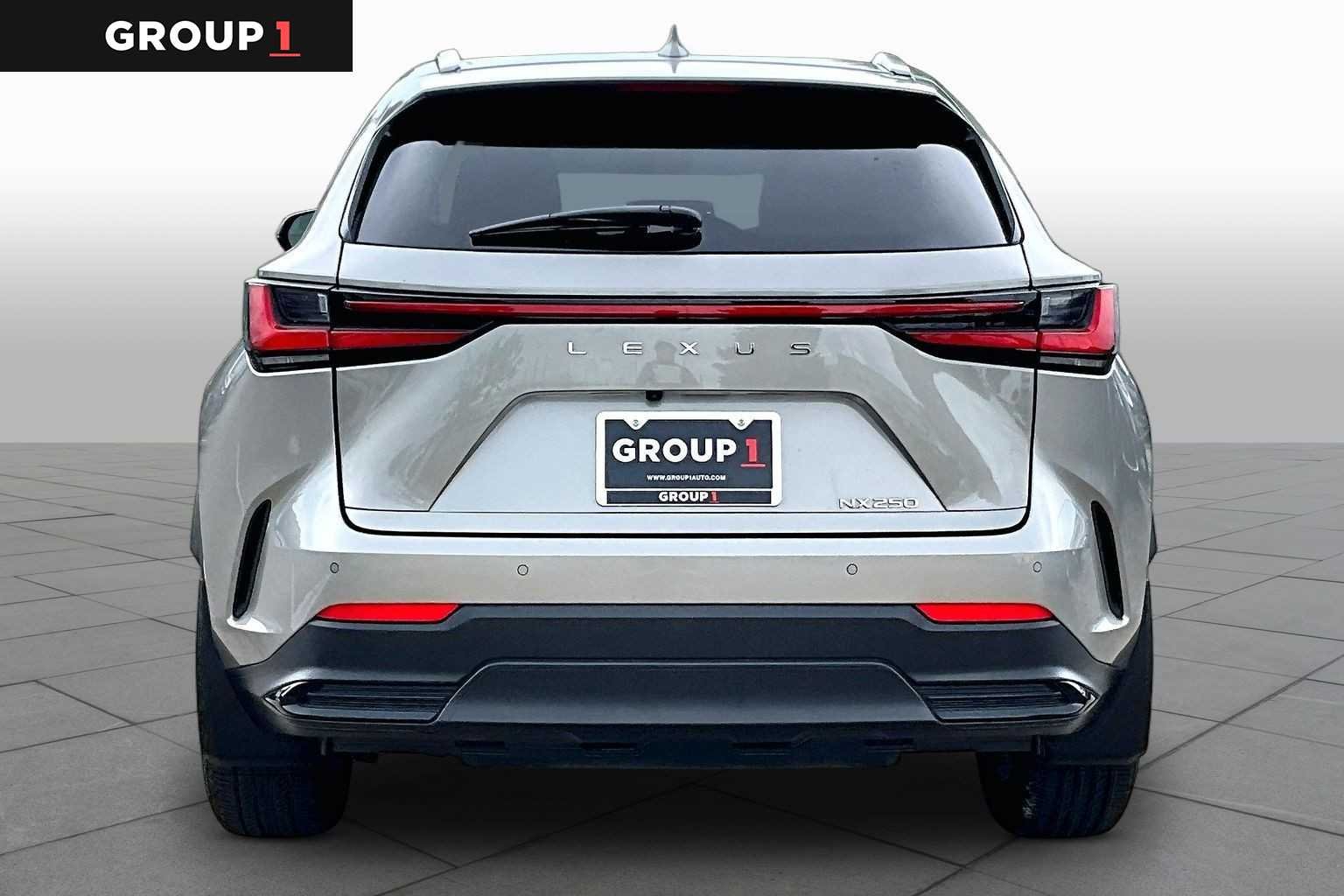 Used 2025 Atomic Silver Lexus Premium image 5