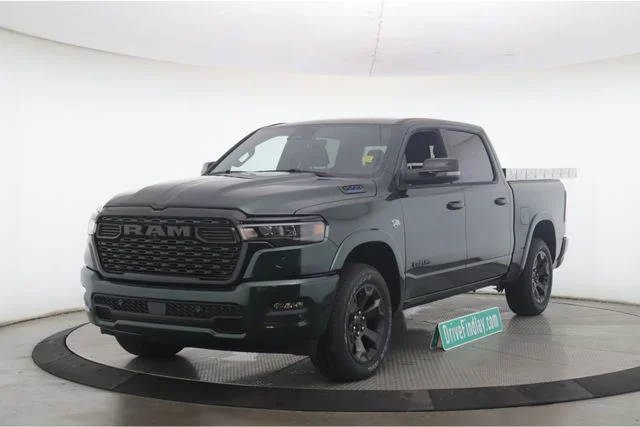 New 2026 Serrano-Green Metallic Exterior Paint RAM Big Horn/Lone Star image 7