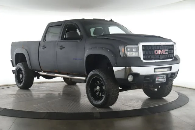 Used 2012 GMC Sierra 2500HD SLE with VIN 1GT120C84CF123771 for sale in Findlay, OH
