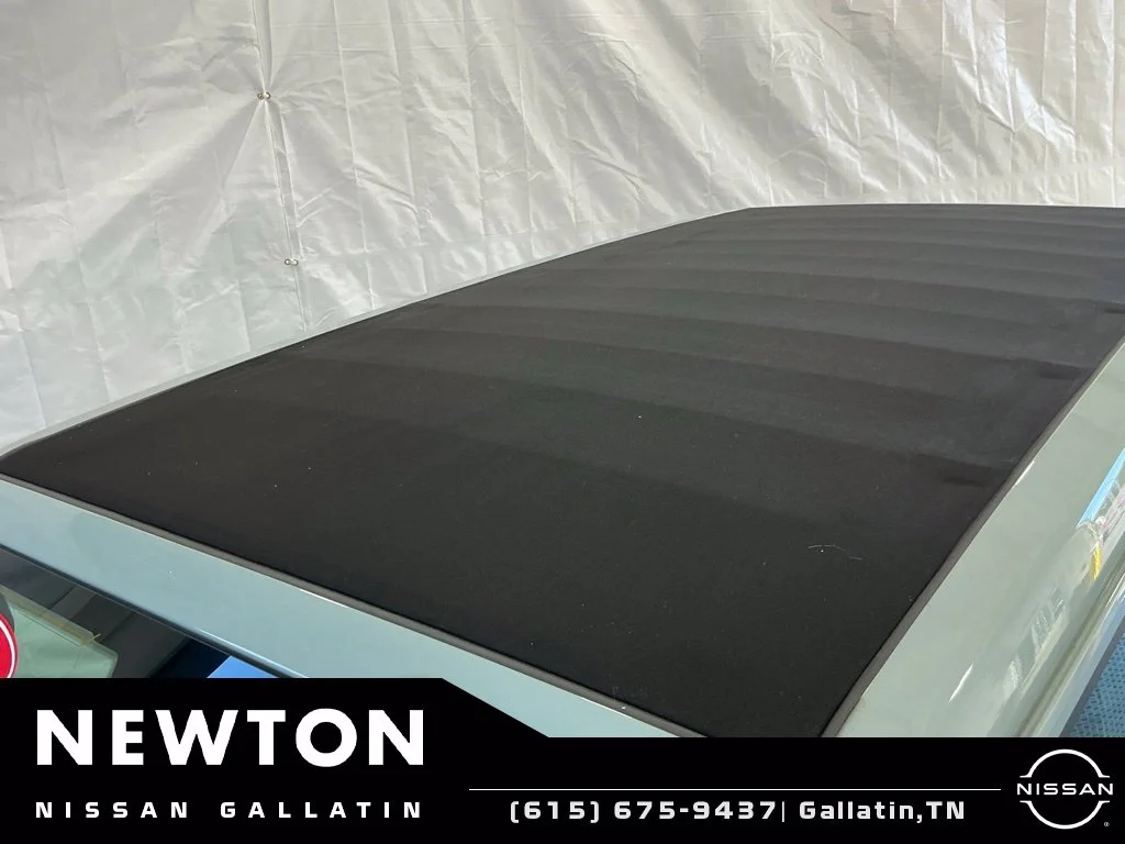 Used 2024 Earl Clearcoat Jeep Willys 4xe image 9