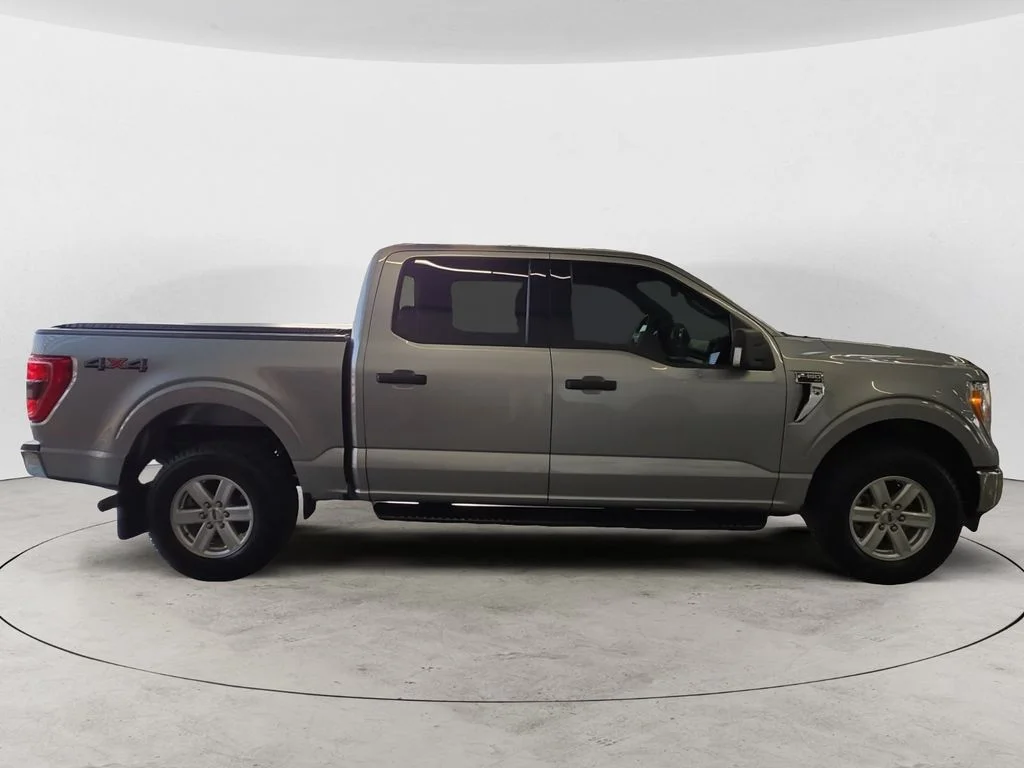 Used 2021 Silver Ford XLT image 4