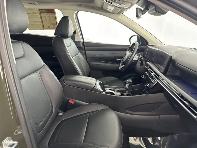 Used 2025 Green Hyundai SEL Convenience image 22