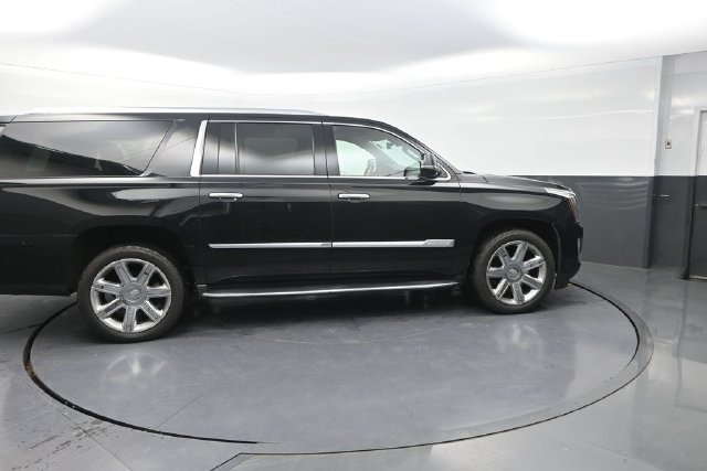 Used 2020 Black Cadillac Premium image 9