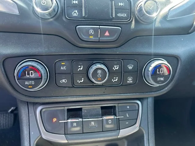 Used 2024 Summit White GMC AT4 image 10