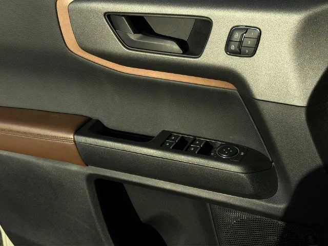 Used 2025 Beige Ford Outer Banks image 32