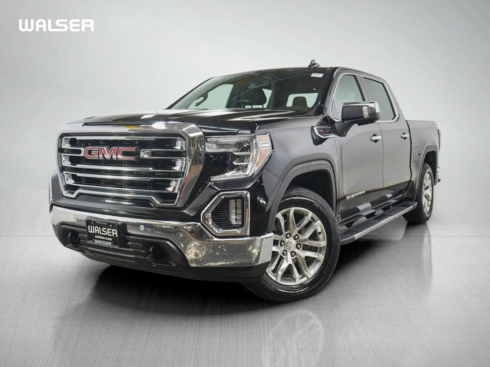 2019 GMC Sierra 4WD Crew Cab Short Box SLT's photo