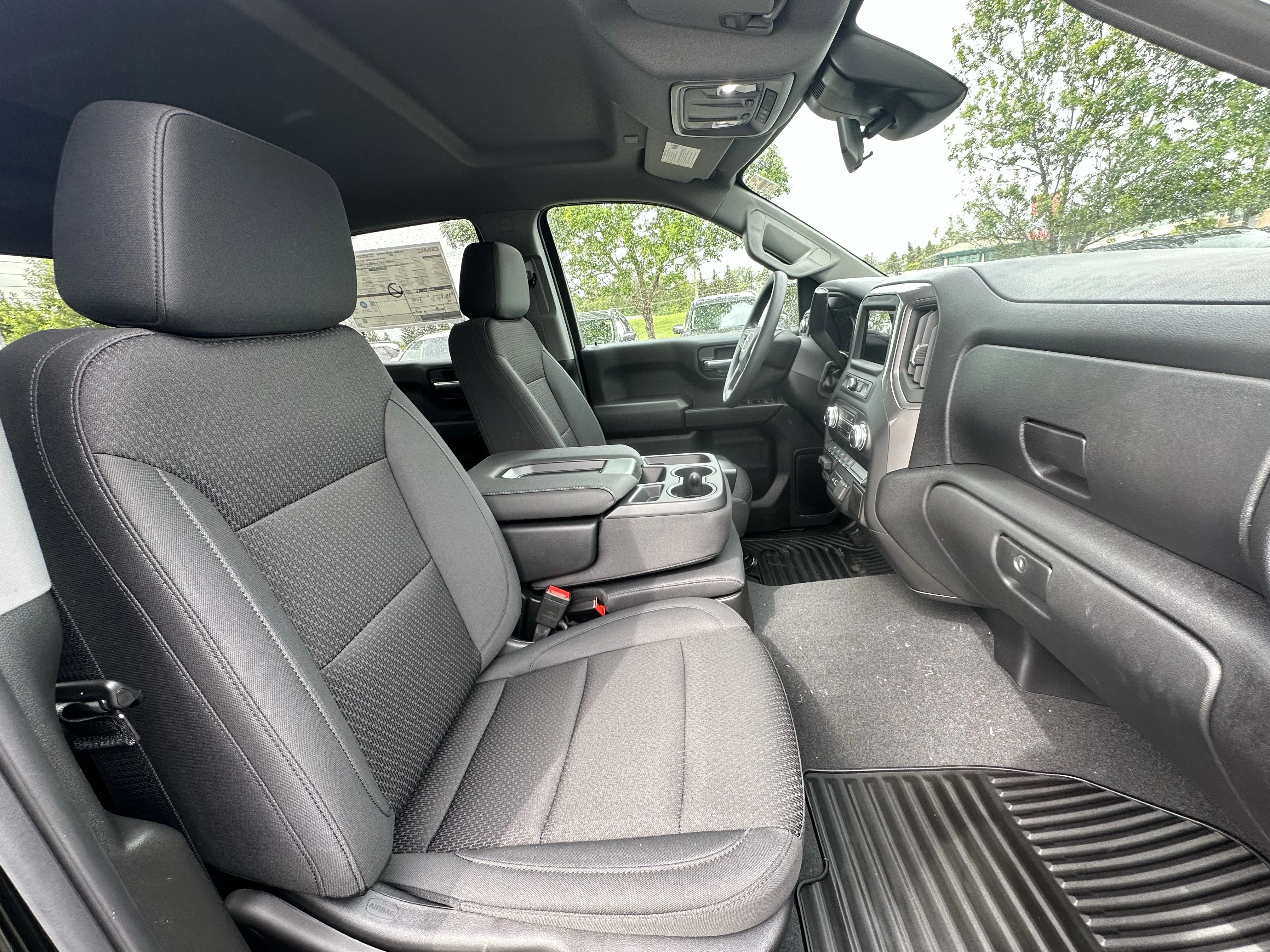 New 2026 Onyx Black GMC Pro image 17