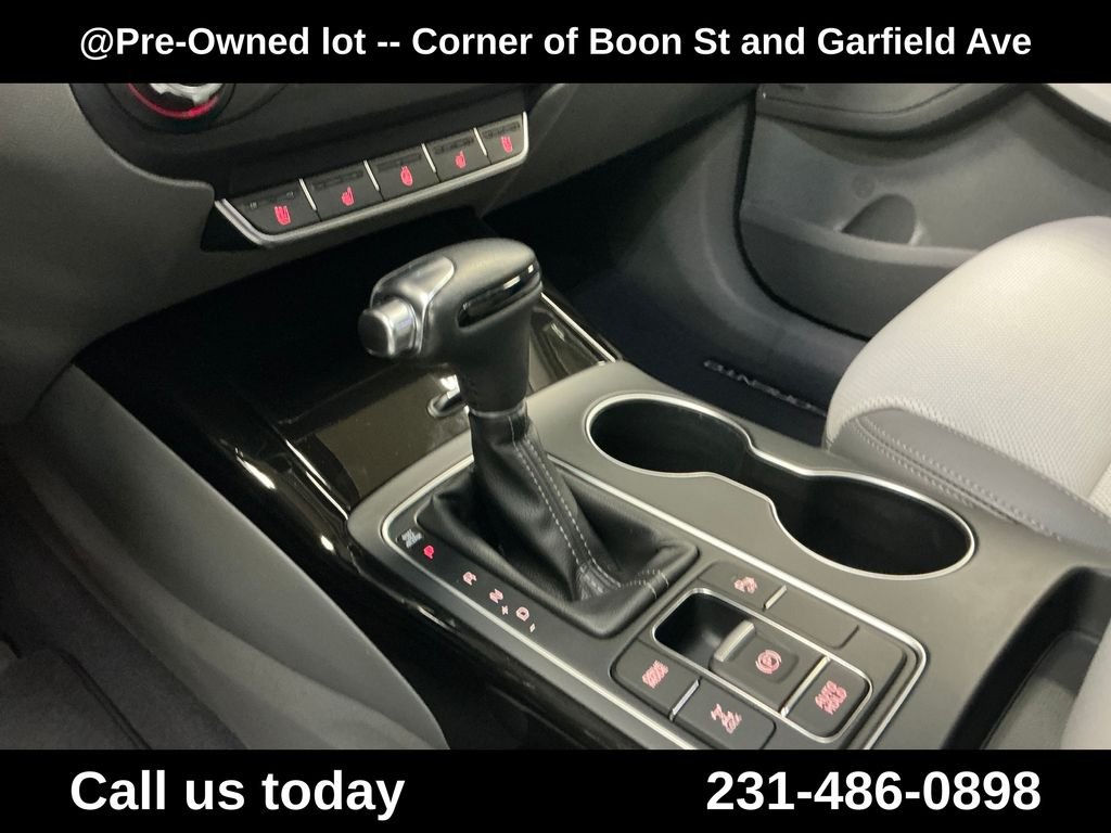 Used 2018 Silver Kia SX image 21