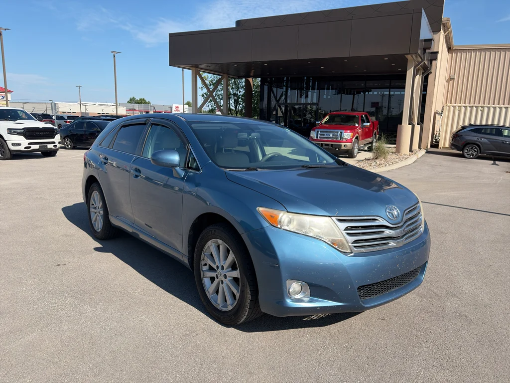 2010 Toyota Venza FWD L4's photo