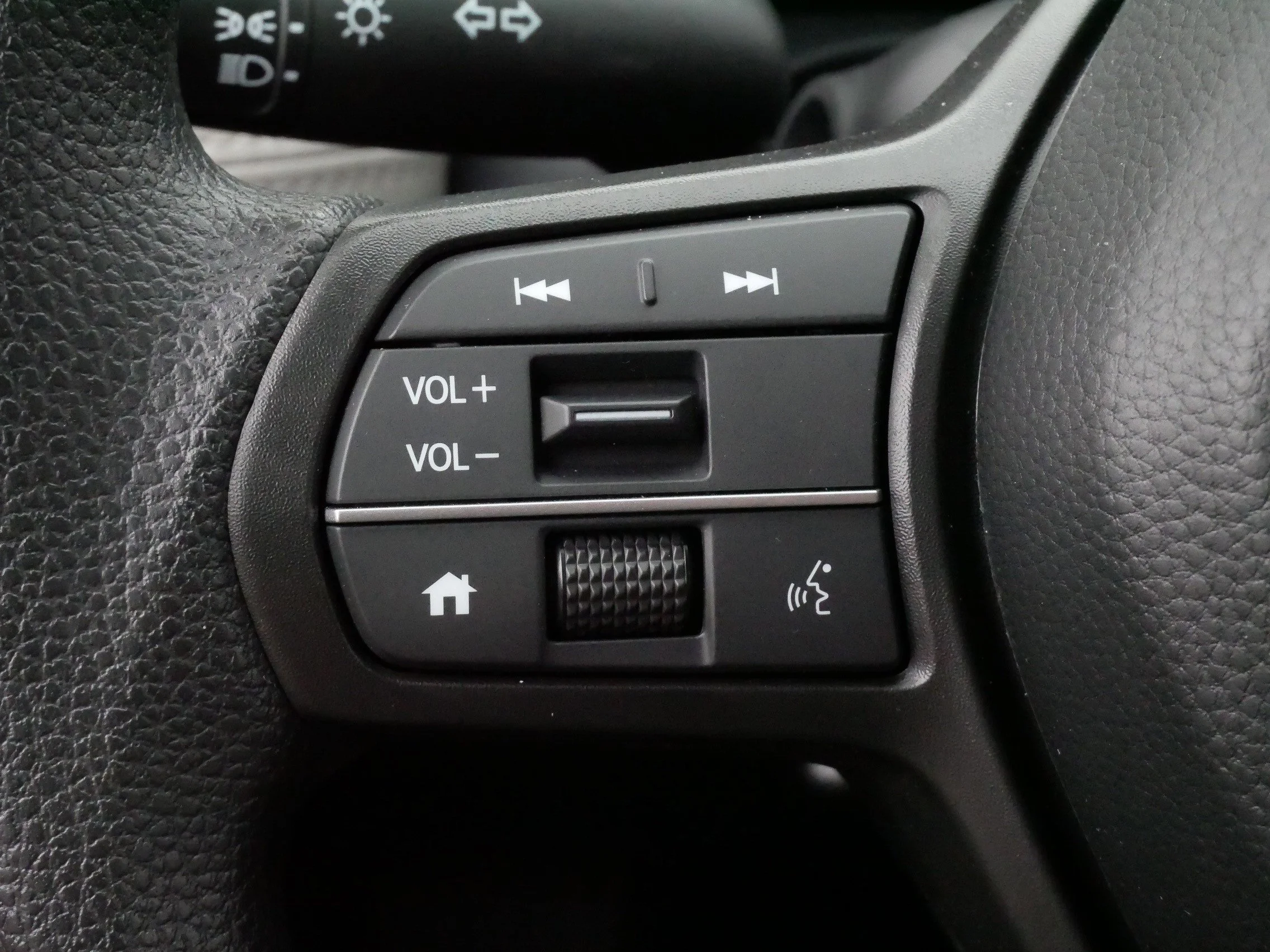 2026 Honda HR-V LX - Photo 27