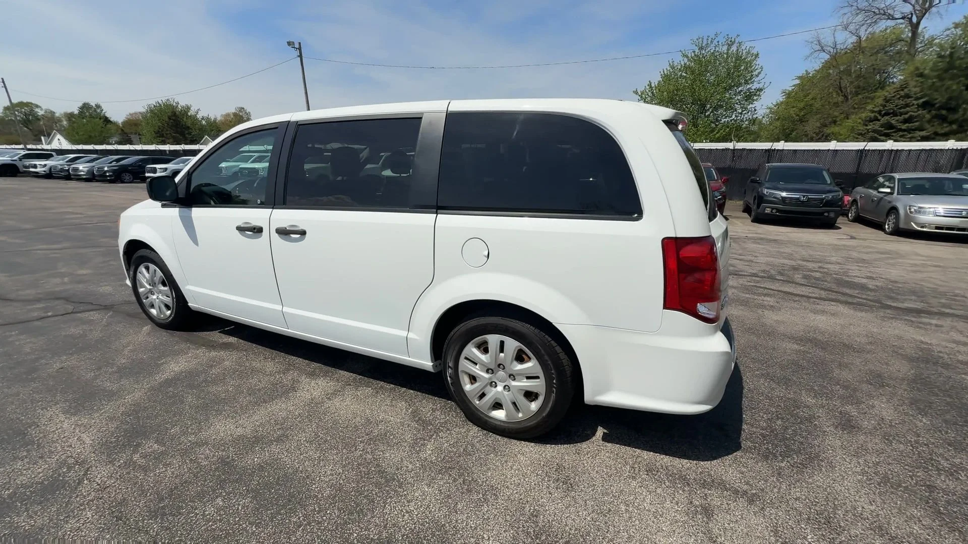 Used 2019 White Dodge SE image 6