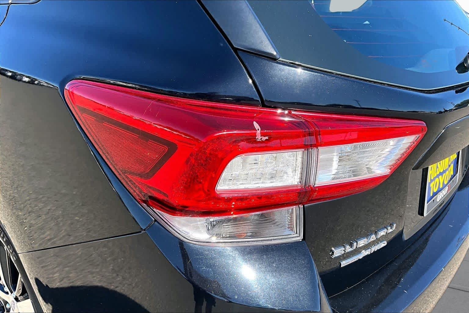 Used 2019 Crystal Black Silica Subaru Premium image 28