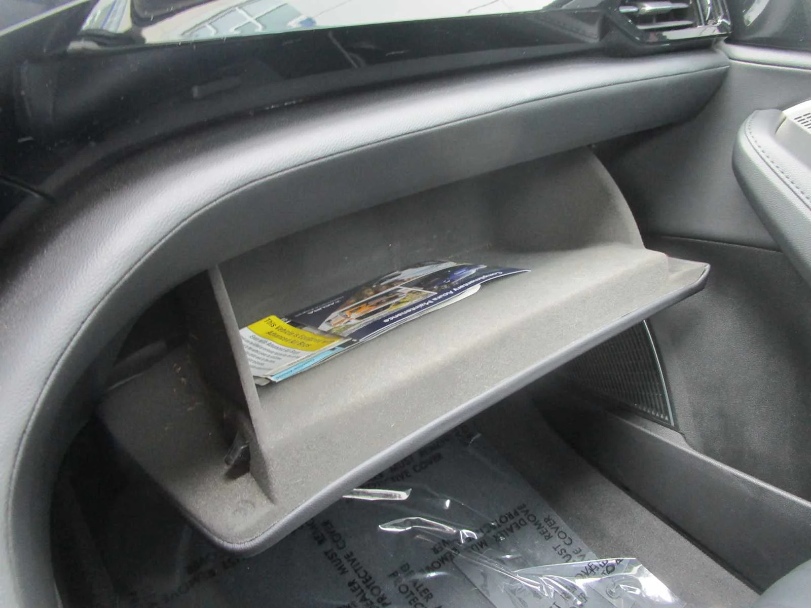 Certified Used 2024 Platinum White Pearl Acura  image 27