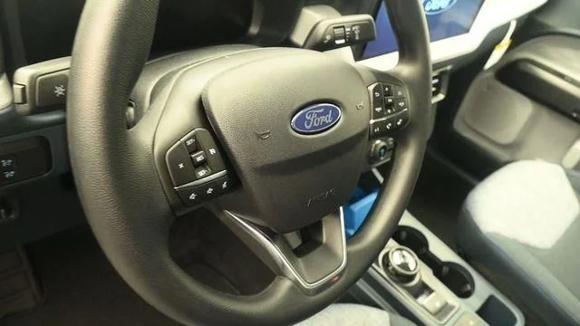 New 2026 Ruby Red Metallic Tinted Clearcoat Ford XLT image 15