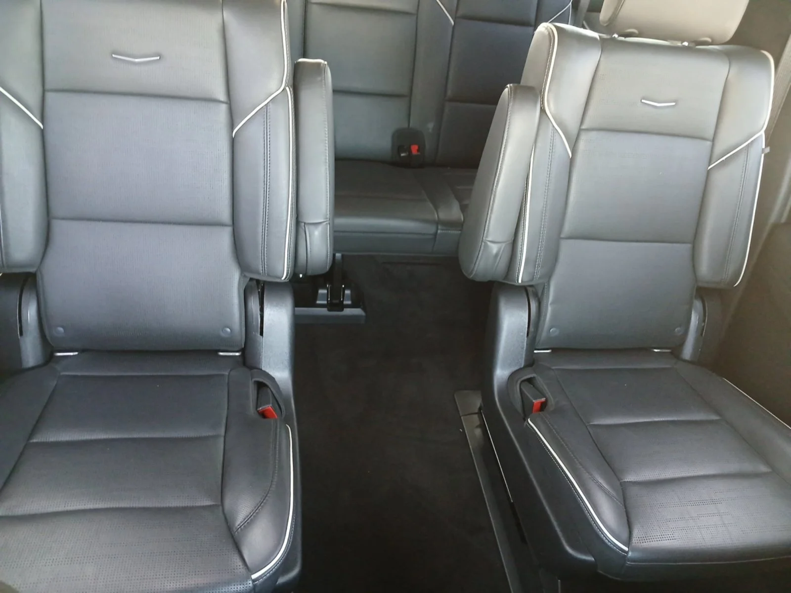 Certified Used 2022 Galactic Gray Metallic Cadillac Premium Luxury image 22