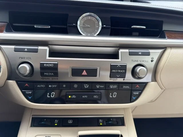 Used 2013 Gray Lexus 350 image 24