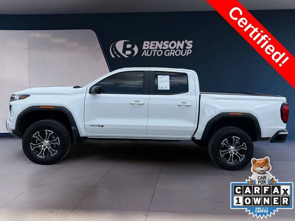 Used 2025 White GMC AT4 image 2