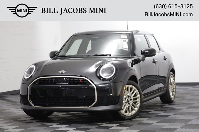 2026 MINI 4 Door Iconic