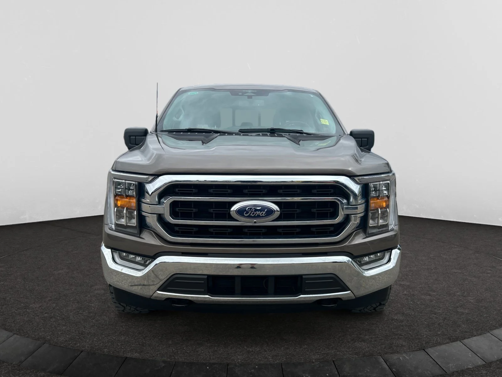 Used 2023 BROWN Ford XLT 302a 6.5 ft box image 8