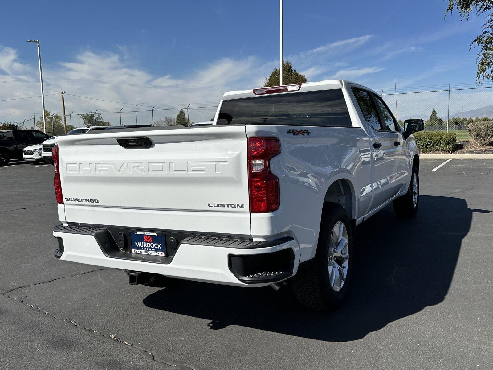 New 2026 Summit White Chevrolet Custom image 9