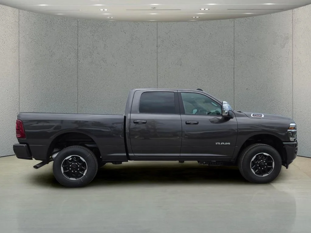 New 2026 Granite Crystal Metallic Clear-Coat Exterior Paint RAM Laramie image 2