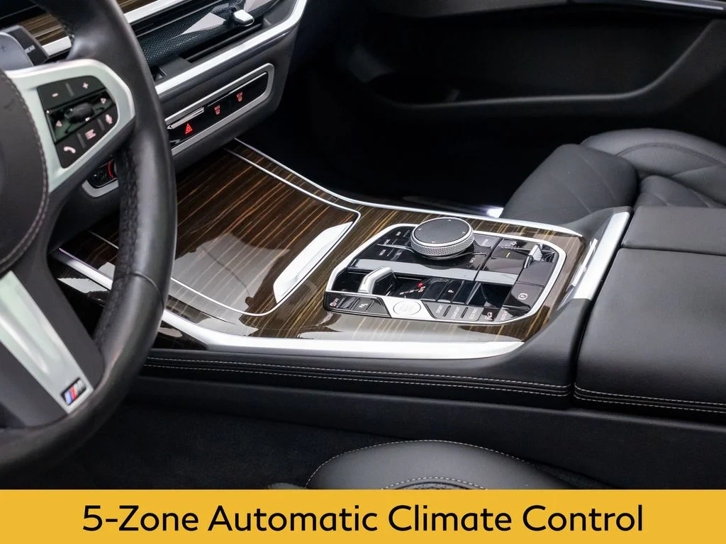 Used 2023 Gray BMW xDrive40i image 12