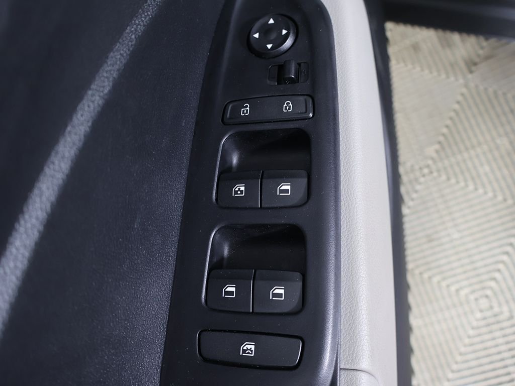 2026 Hyundai Venue SEL - Photo 30