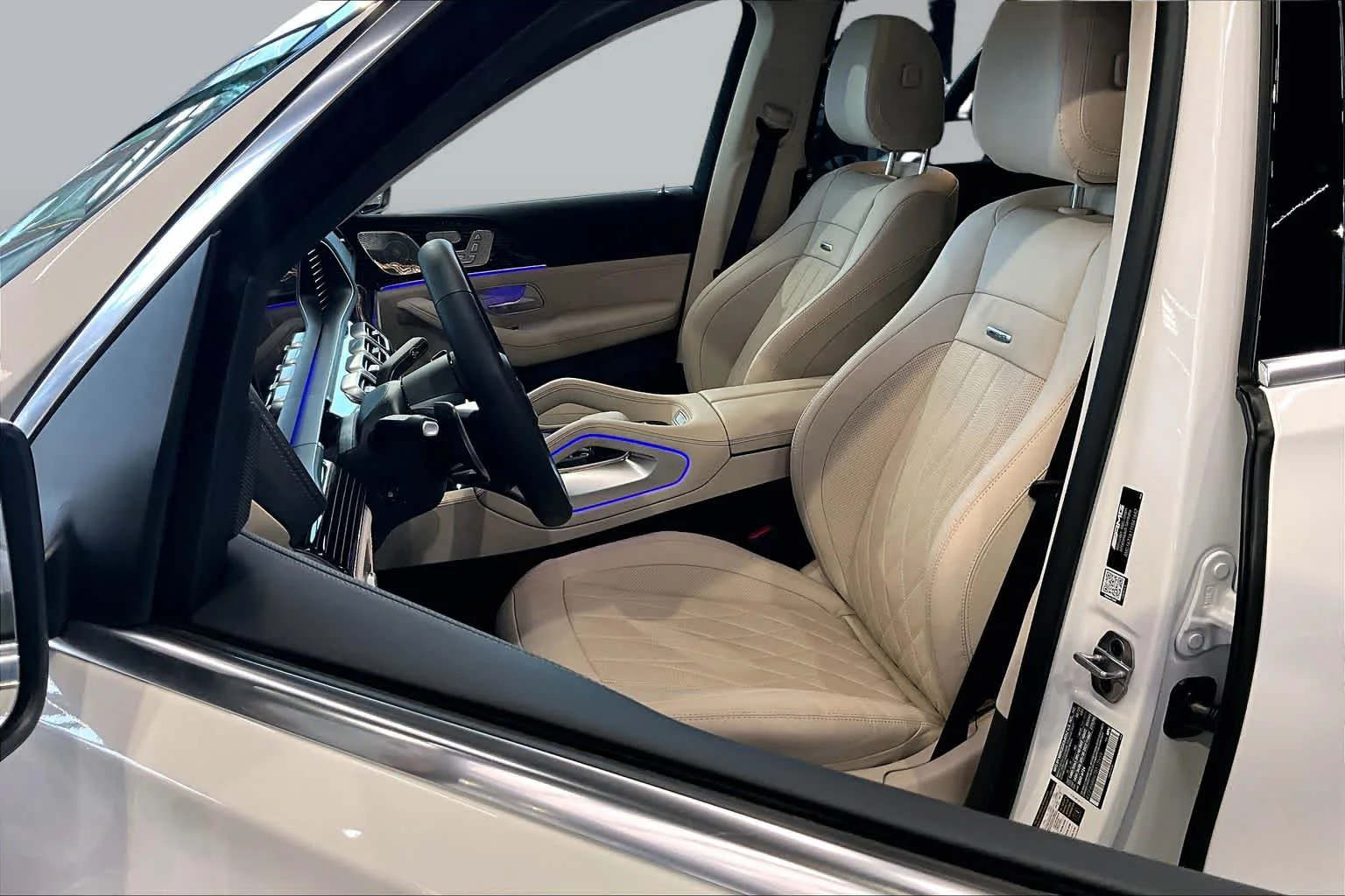 New 2026  Mercedes-Benz AMG® GLE 53 image 14