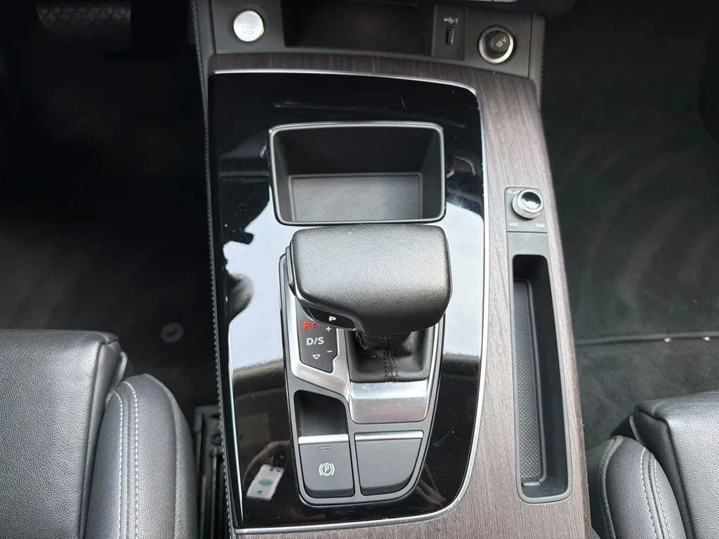 Used 2024 White Audi 45 S line Premium image 15