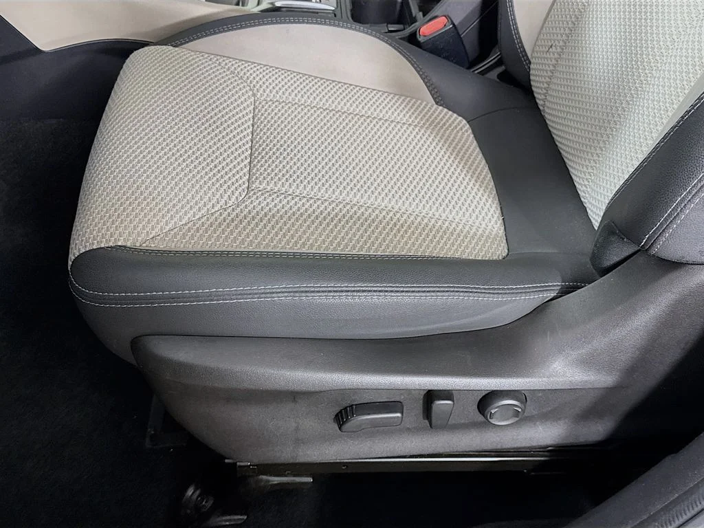 Used 2019 Green Subaru Premium image 23
