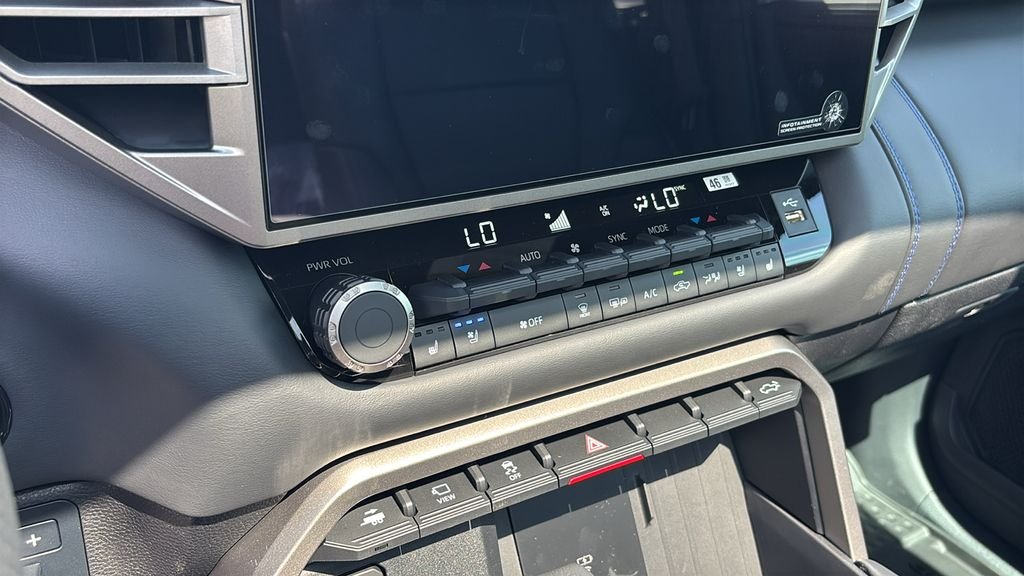 New 2026 Magnetic Gray Metallic Toyota  Platinum image 23