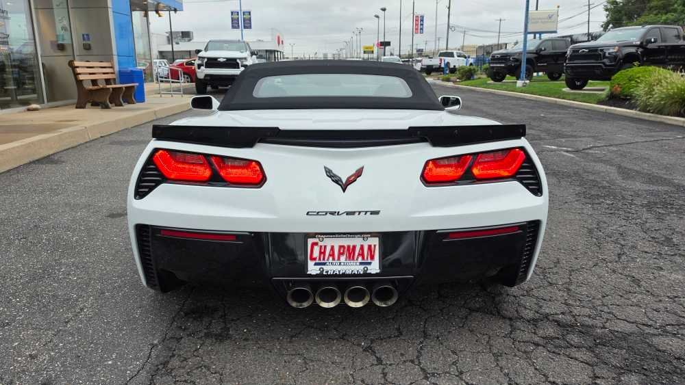 Used 2019 White Chevrolet Grand Sport 2LT image 16
